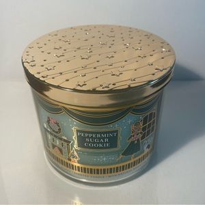Peppermint Sugar Cookie Candle Bath and Body Works
